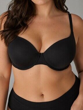Torrid Black Molded Underwire T-Shirt Bra Plus Size Full Coverage Smooth